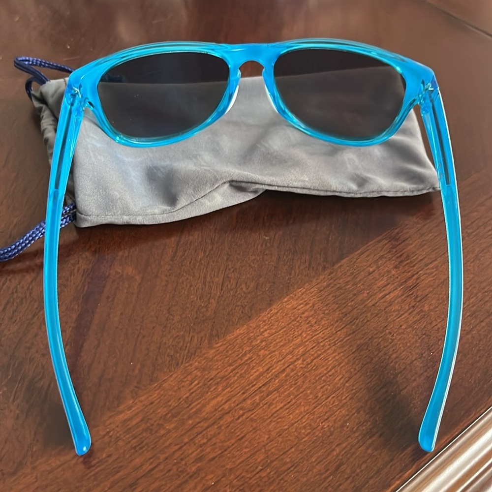 Tifosi Swank Polarized Sunglasses Neon Blue and White - Picture 4 of 4